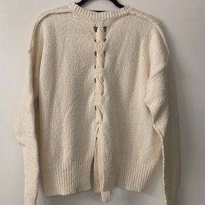 Super soft Sweater w/ back Braid detail